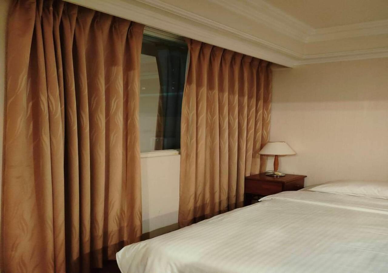 Champion Hotel Taipei Exteriör bild